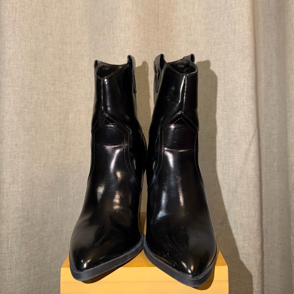 Dolce Vita Black Ankle Boots